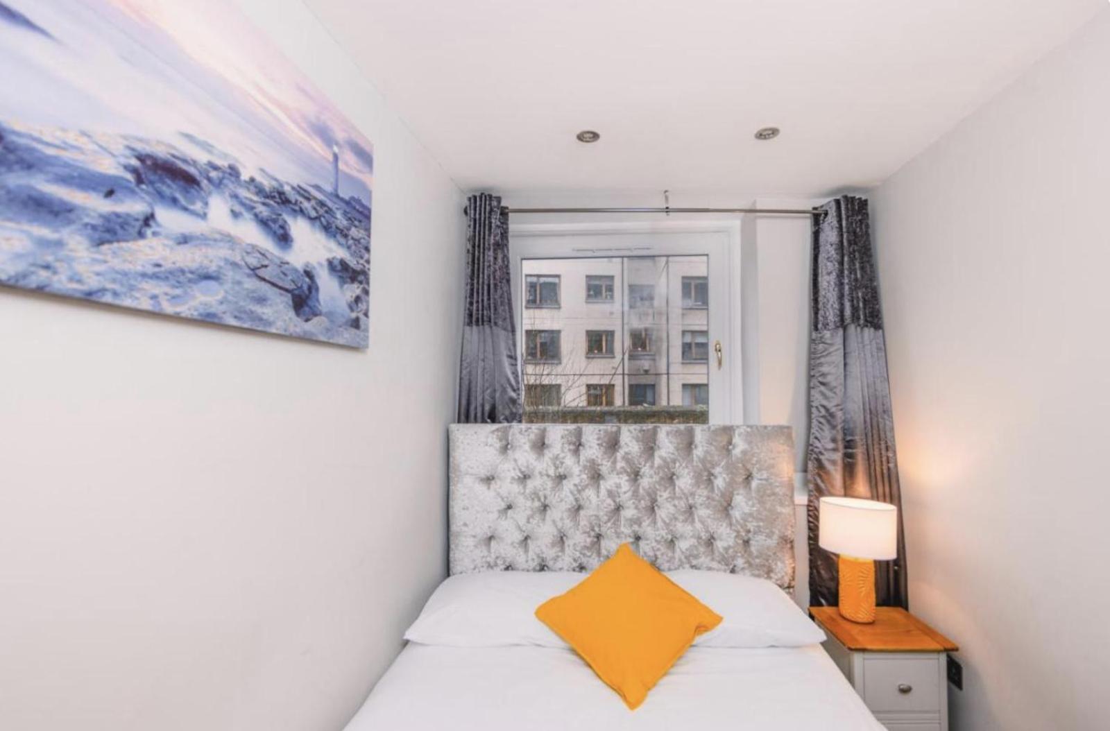 Superb Luxury Apartment By Canal - Central 爱丁堡 外观 照片
